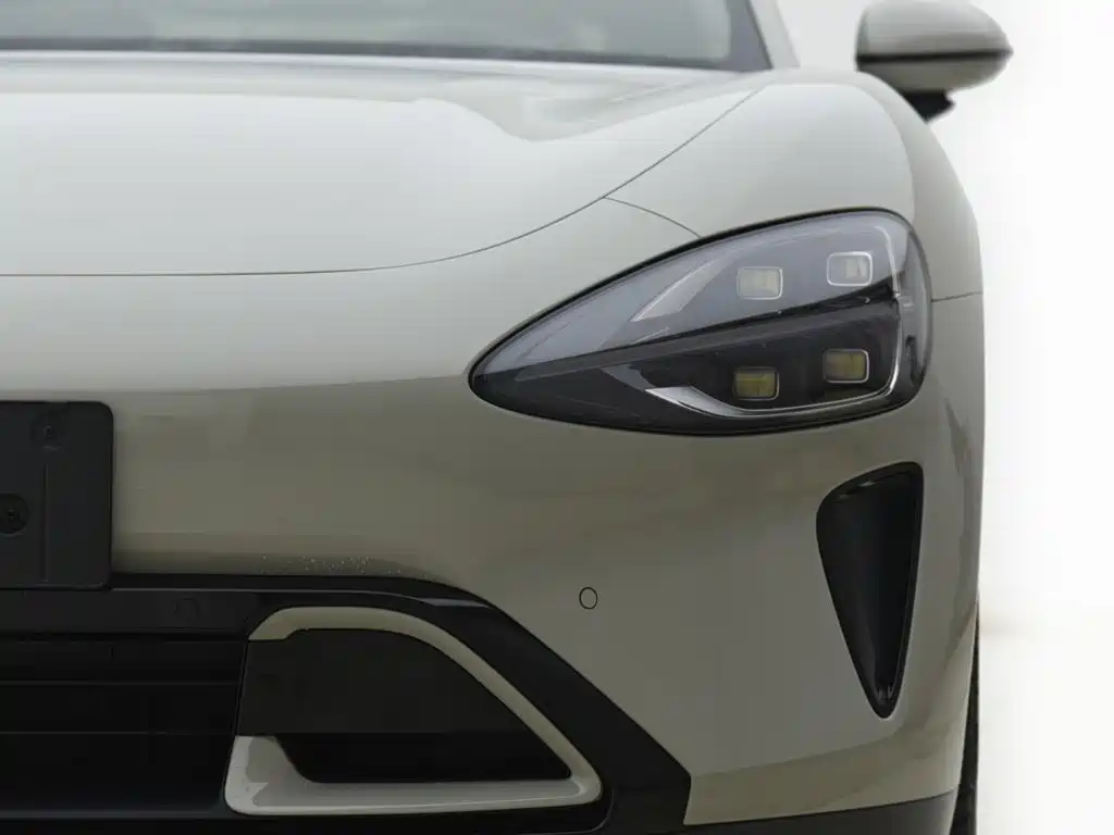Xiaomi SU7 2024 Edition Rear-wheel Drive Long Range Intelligent Driving Version