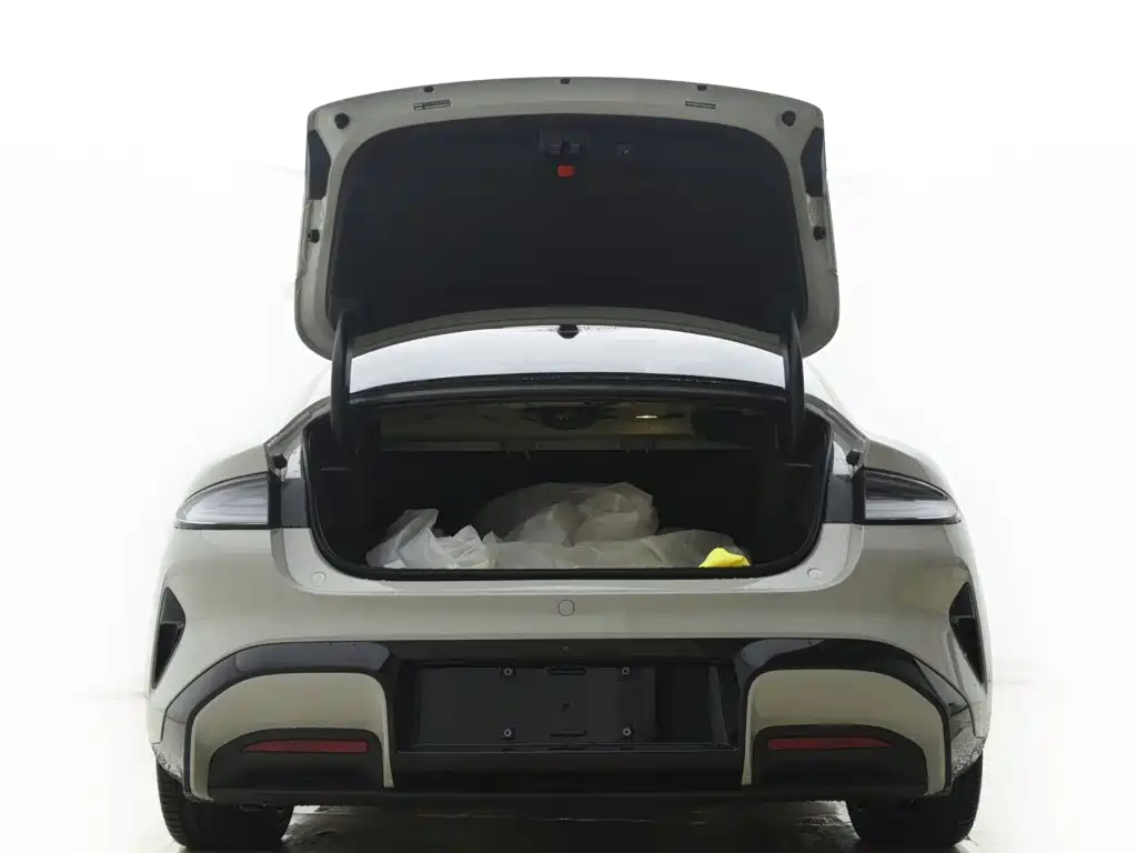 Xiaomi SU7 2024 Edition Rear-wheel Drive Long Range Intelligent Driving Version
