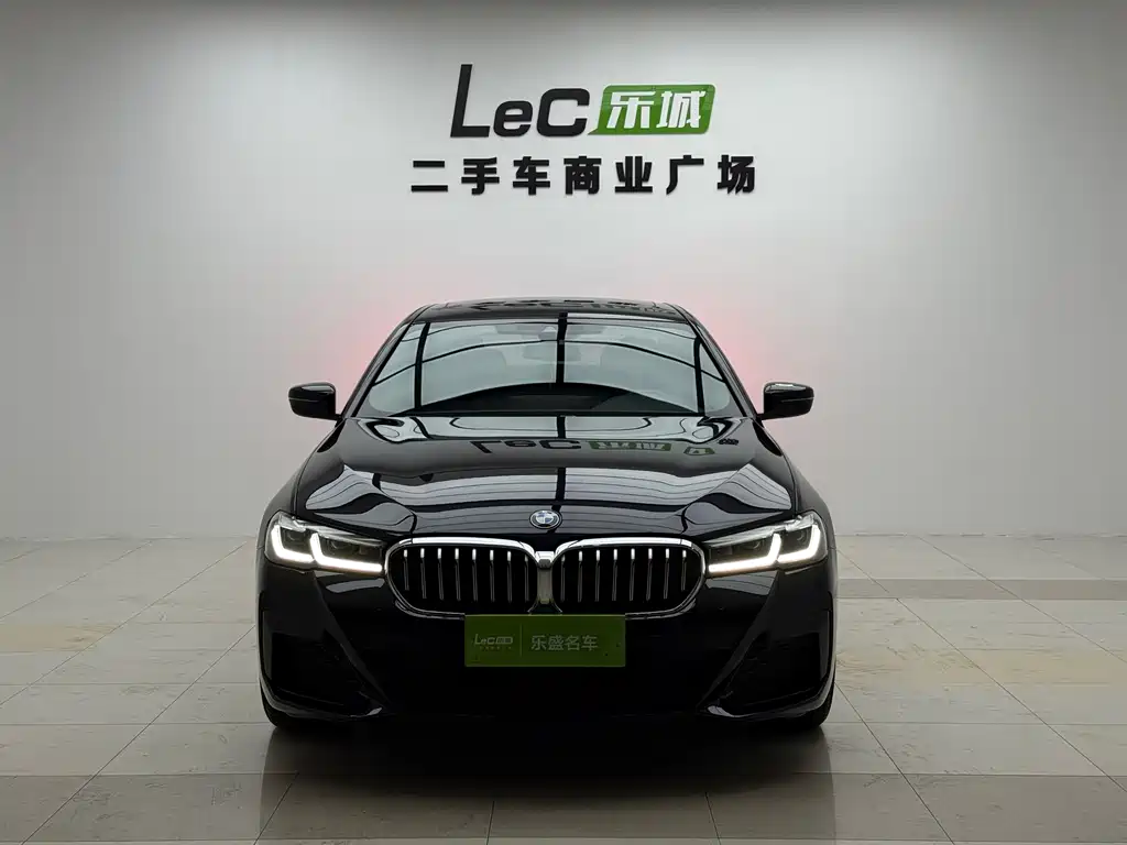 BMW 5 Series 2022 Model (Facelift 2) 525Li M Sport Package