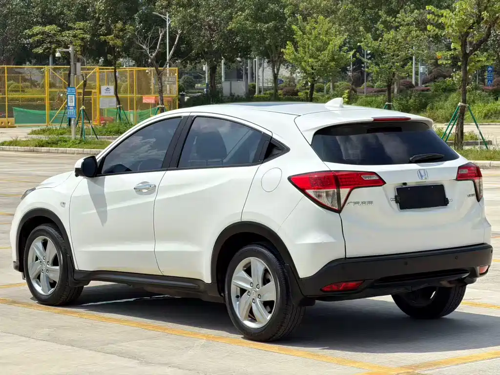 Vezel 2022 1.5L CVT Elite Smart Enjoy Edition