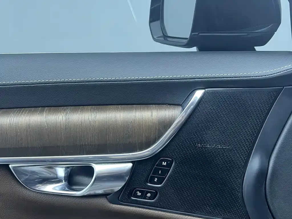 Volvo S90 2021 B5 Intelligent Distance Luxury Edition