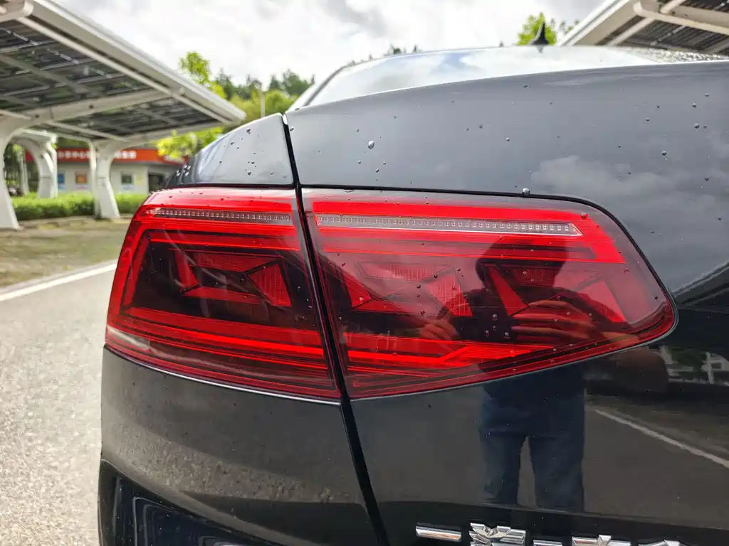 Magotan 2020 330TSI DSG Luxury Edition