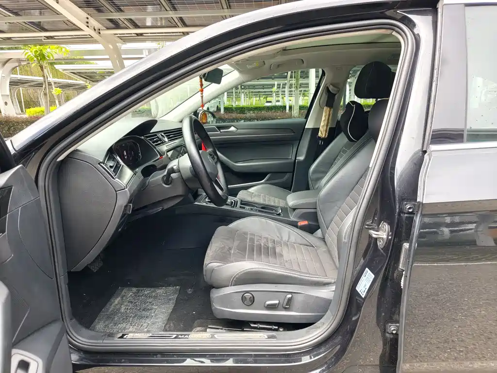 Magotan 2020 330TSI DSG Luxury Edition