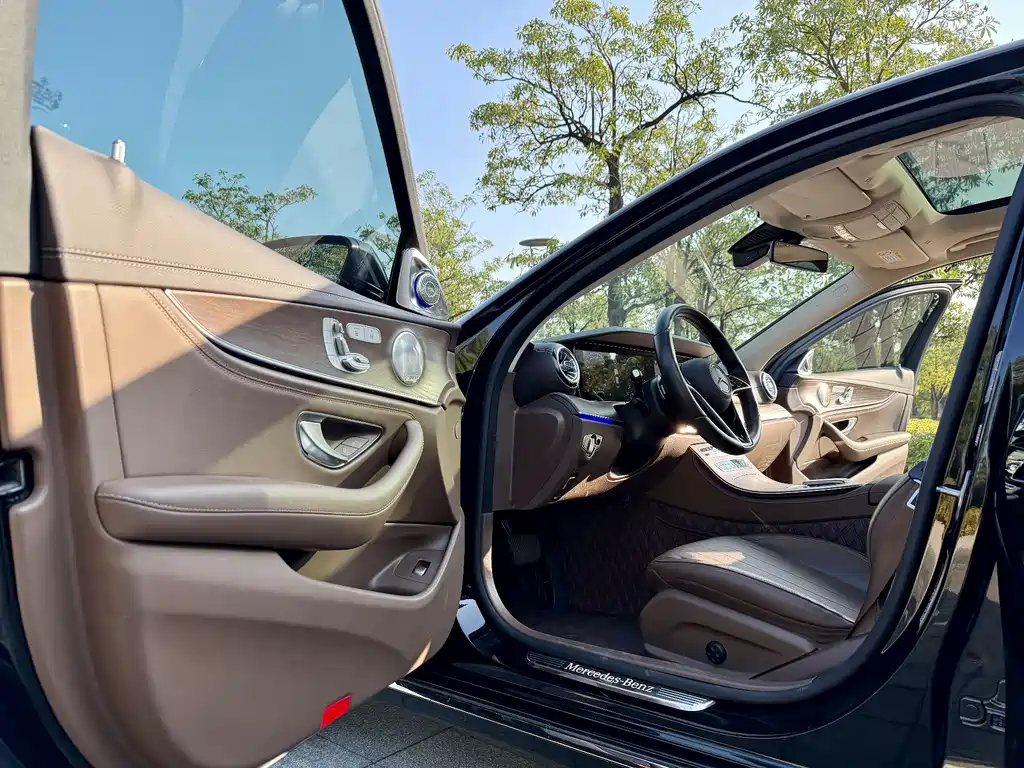 Mercedes-Benz E-Class 2023 E 300 L Luxury Edition