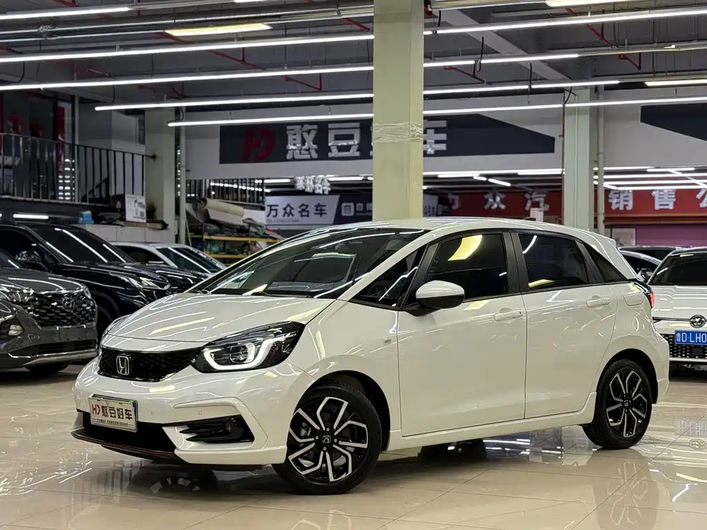 LIFE 2021 1.5L CVT Sport Heart Edition