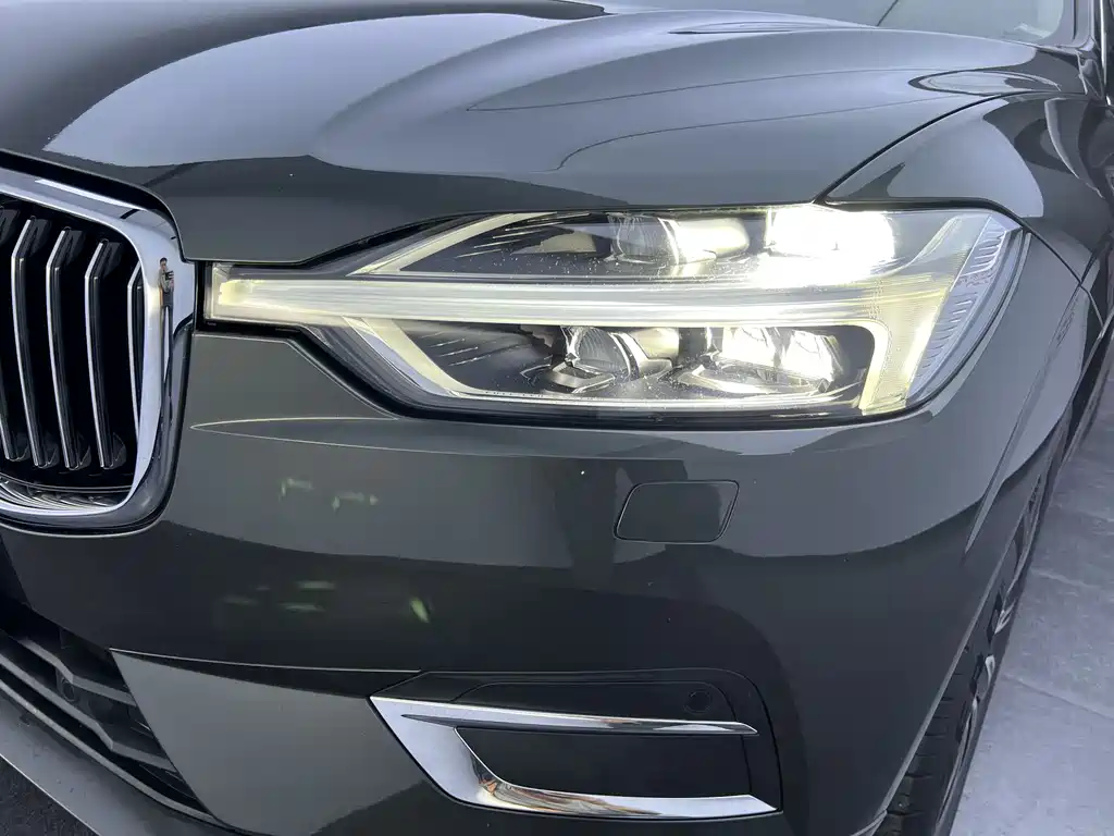 Volvo XC60 2020 T5 AWD Intelligent Luxury Edition