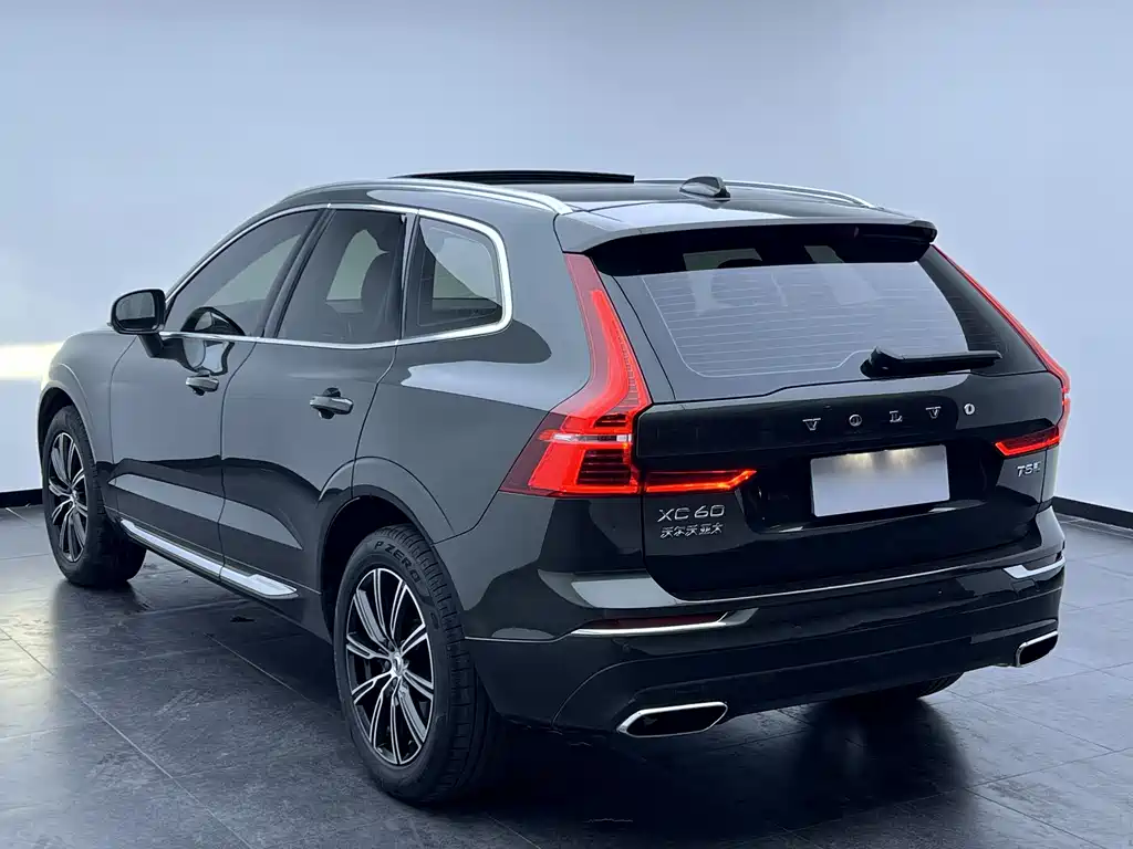 Volvo XC60 2020 T5 AWD Intelligent Luxury Edition