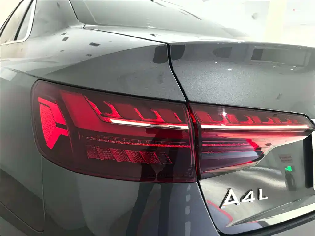 Audi A4L 2020 40 TFSI quattro Luxury Dynamic Edition