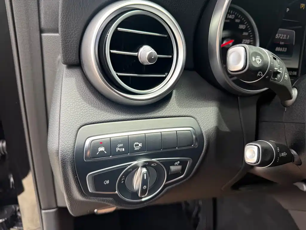 Mercedes GLC 2017 GLC 260 4MATIC Luxury Edition