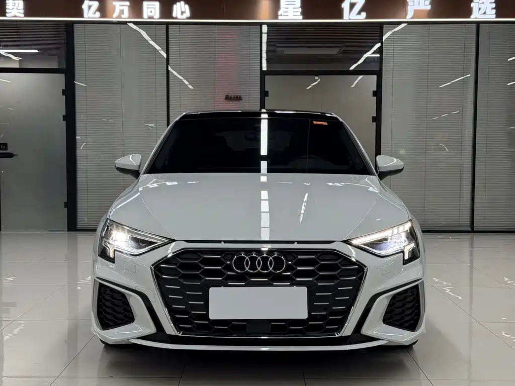 Audi A3 2023 Sportback 35 TFSI Style Sport Edition