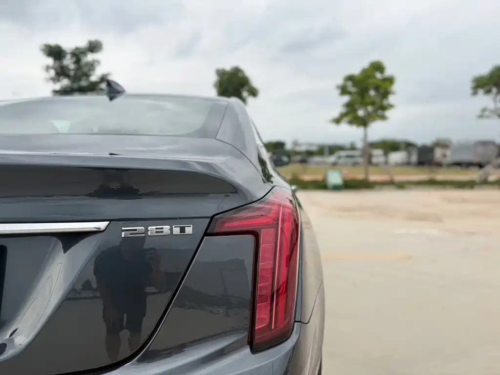 Cadillac CT5 2021 Model Year Restyled 28T Luxury Edition