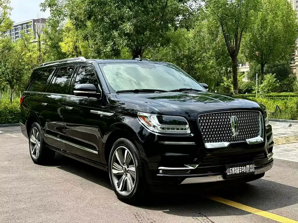 Navigator 2020 3.5T Long Axle Presidential Edition