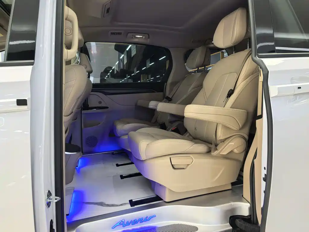 Buick GL8 2025 Edition Executive Coach Premieum Version