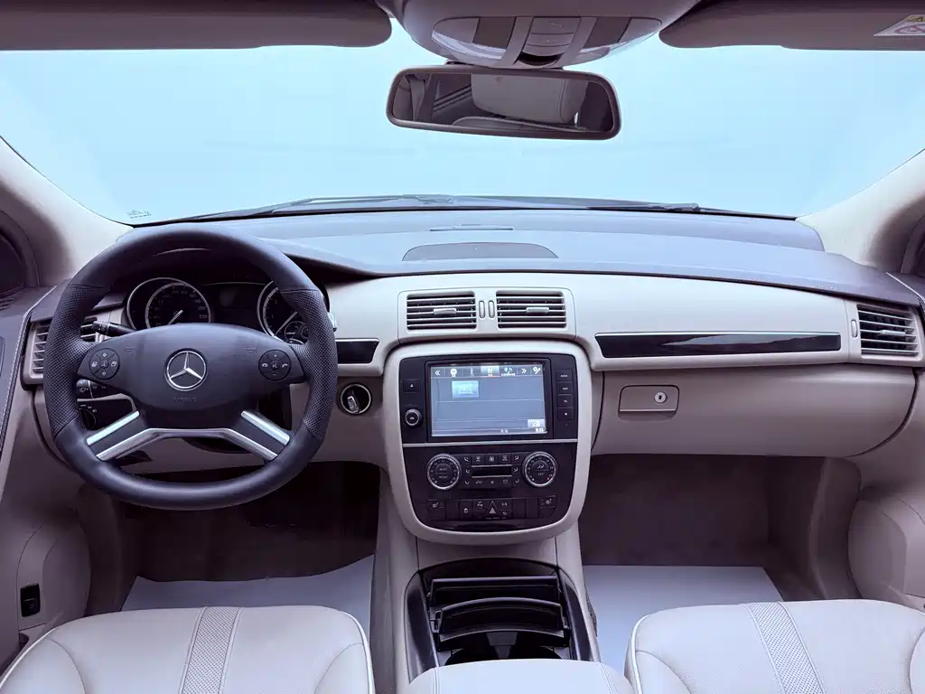 Mercedes-Benz R-Class 2017 R 320 4MATIC Luxury Edition