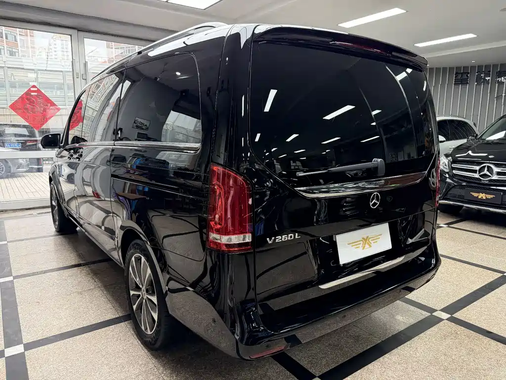 Mercedes-Benz V-Class 2021 V 260 Long Range Edition