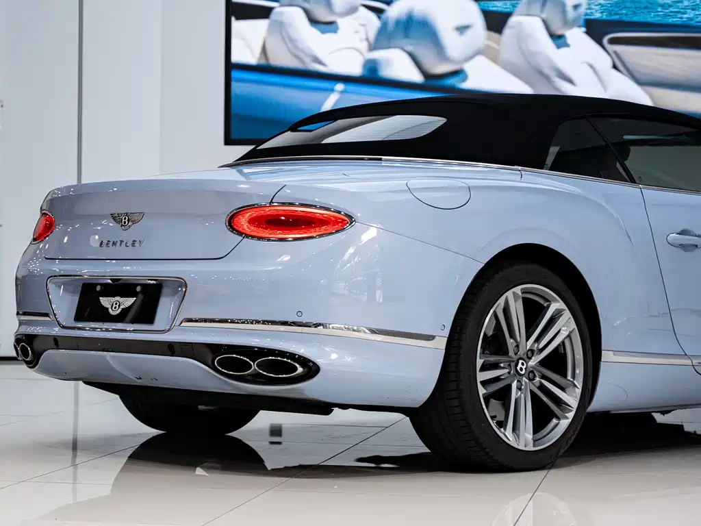 Audi A8 2022 4.0T GT V8 Convertible