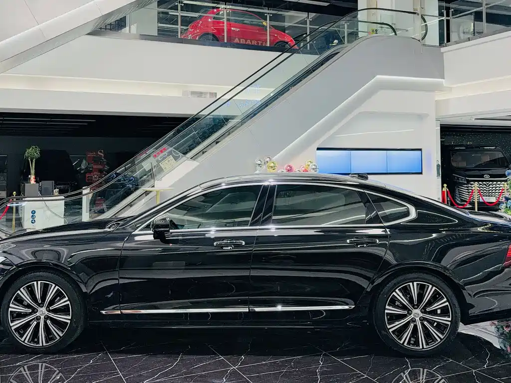 Volvo S90 2021 B5 Intelligent Luxury Edition
