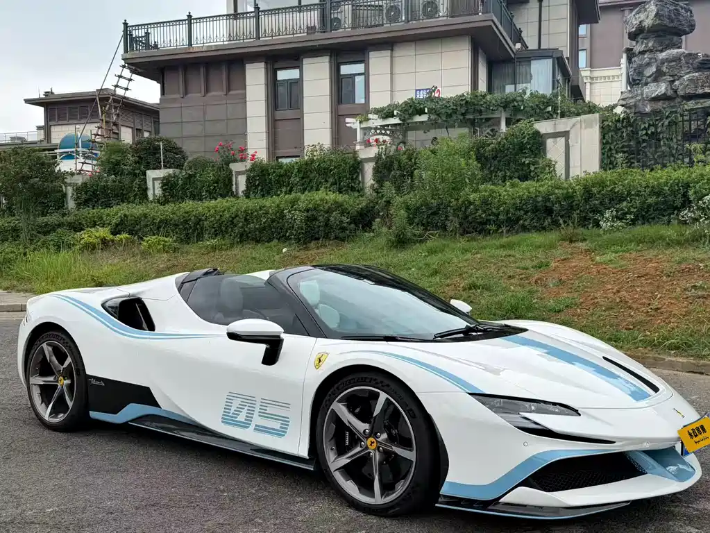 SF90 Spider 2021