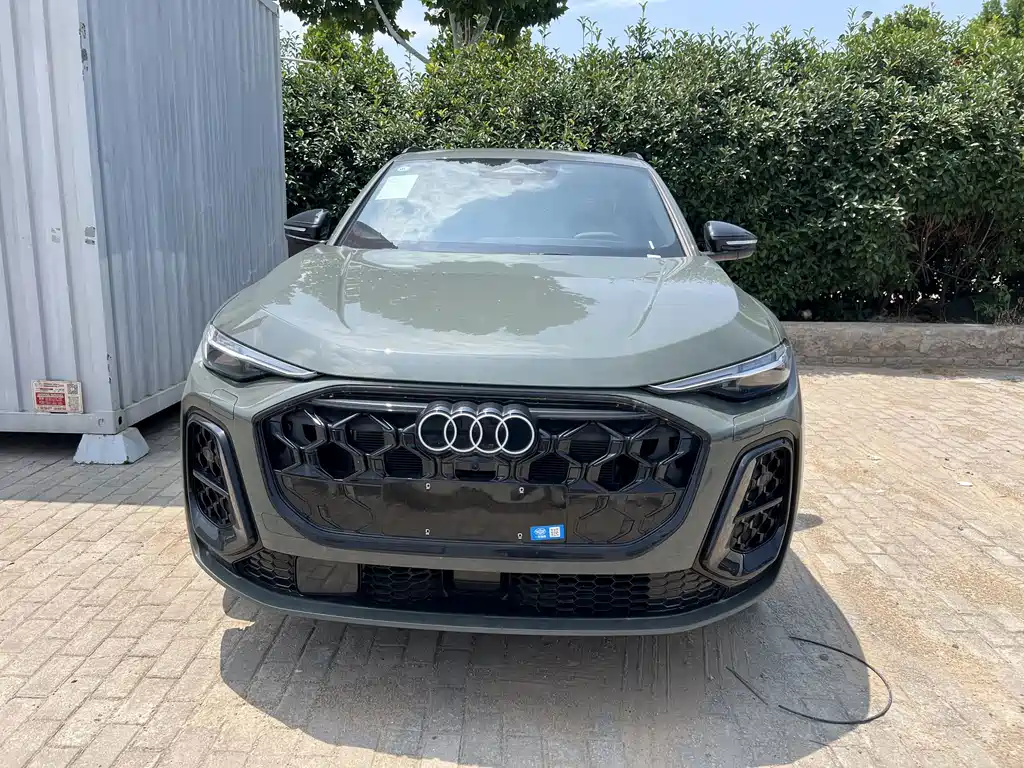 Audi Q5L 2026 Edition 2.0T Smart Hybrid Prestige Model