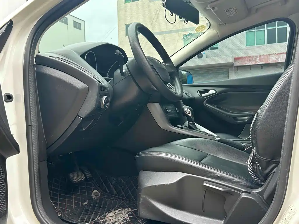 Ford Focus 2017 Two-door 1.6L Automatic Comfort Edition Smart Drive