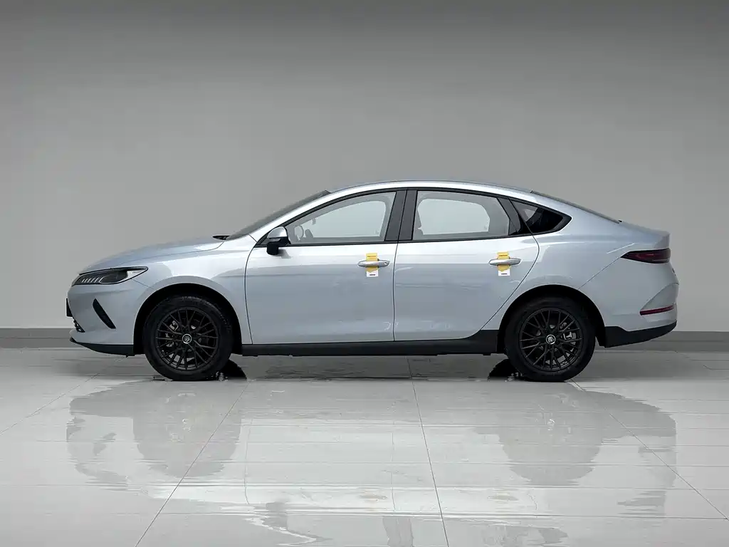 Qin Plus 2025 EV Intelligent Driving Edition 510KM Advance Model