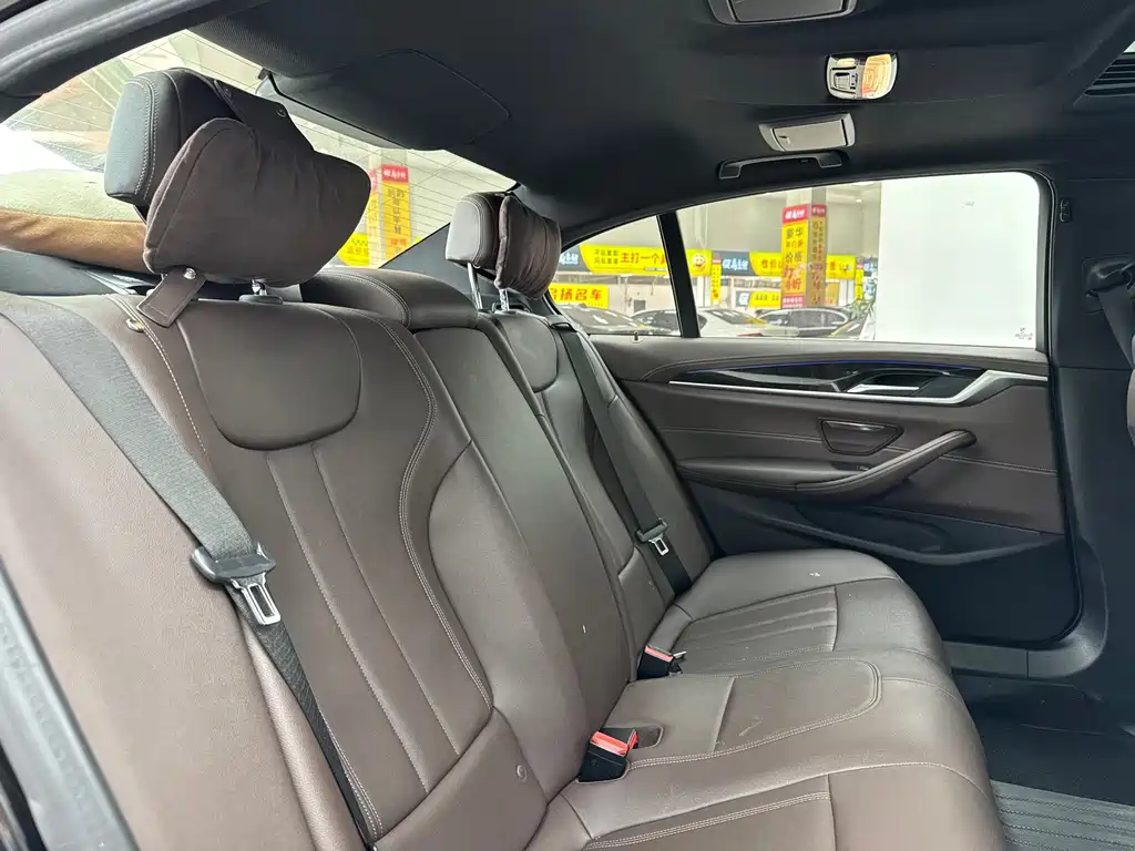 BMW 5 Series 2020 525Li M Sport Package