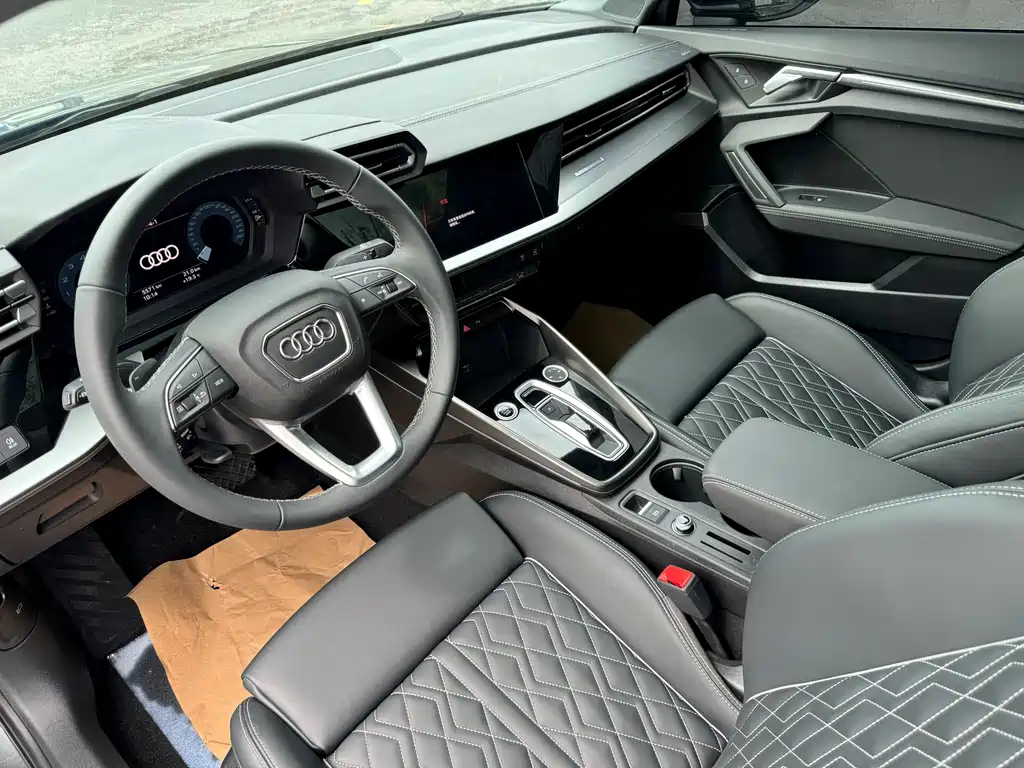 Audi A3 2025 model A3L Limousine 35 TFSI Prestige Edition