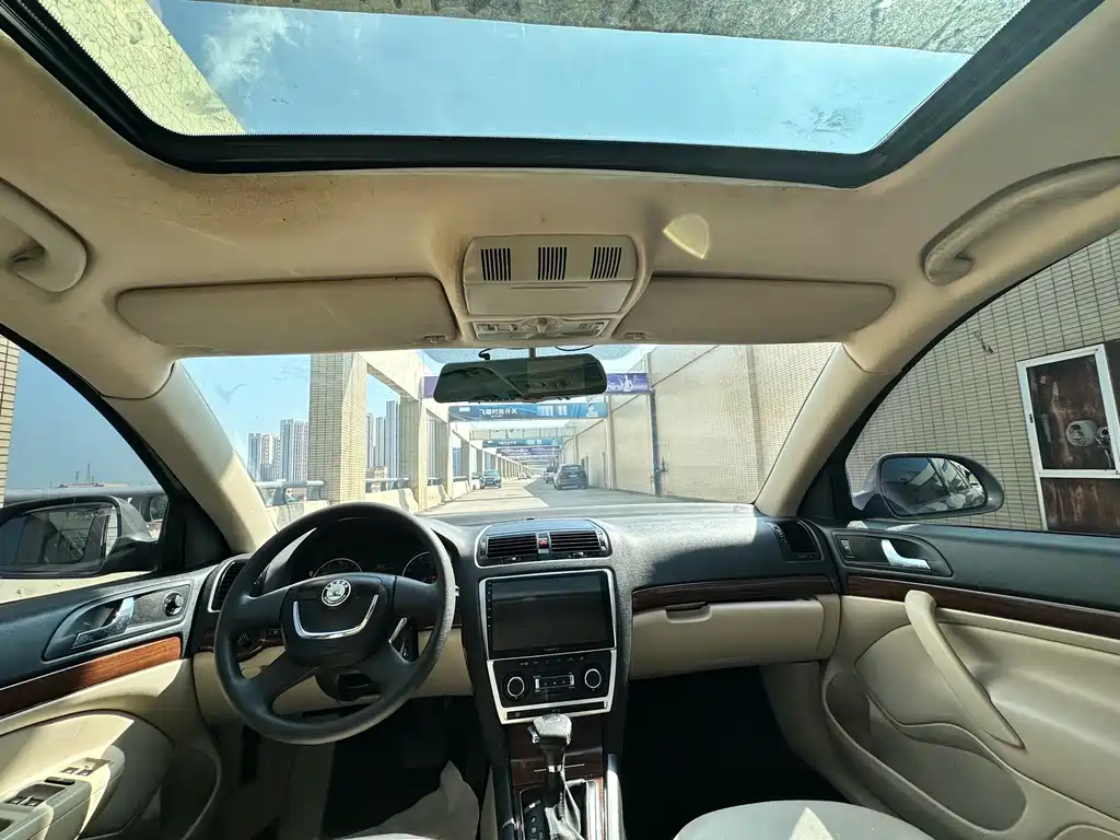 Mingmai 2013 1.6L Automatic Yijie Edition
