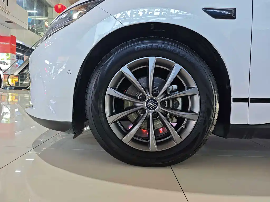 秦L 2025款 EV 545KM超越型