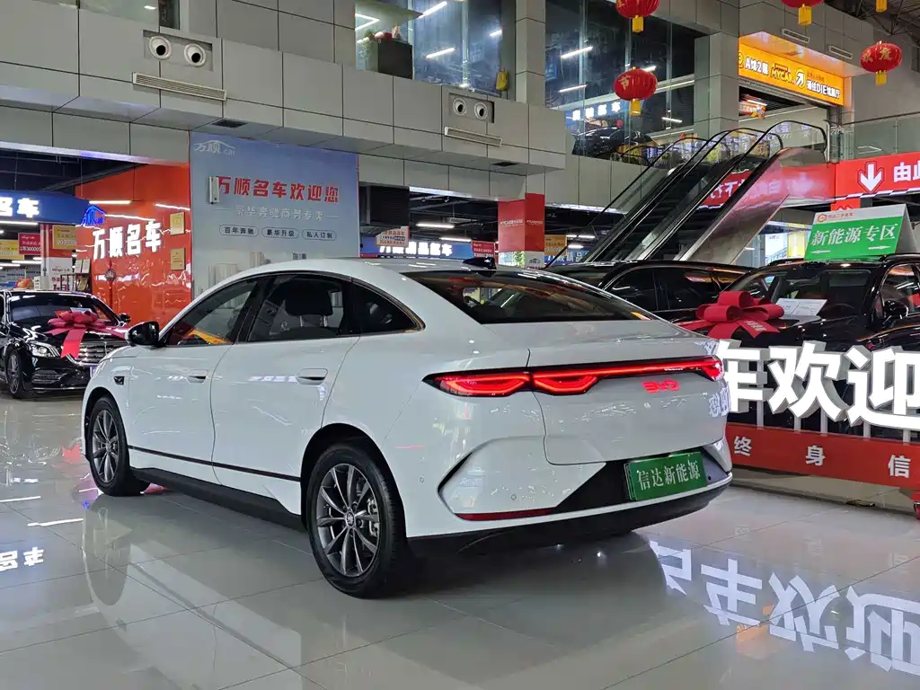 秦L 2025款 EV 545KM超越型