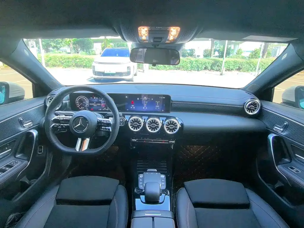 Mercedes-Benz A-Class 2024 A 200 L Fashion Edition