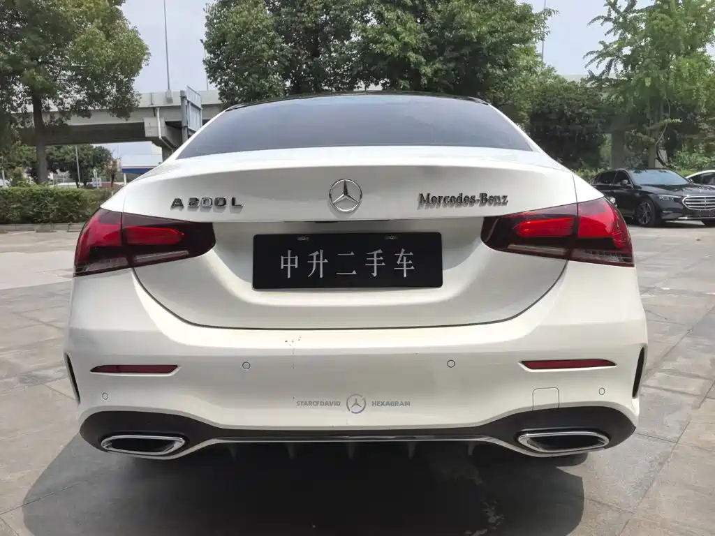 Mercedes A 200 L Sport Sedan Fashion Edition 2022 Model