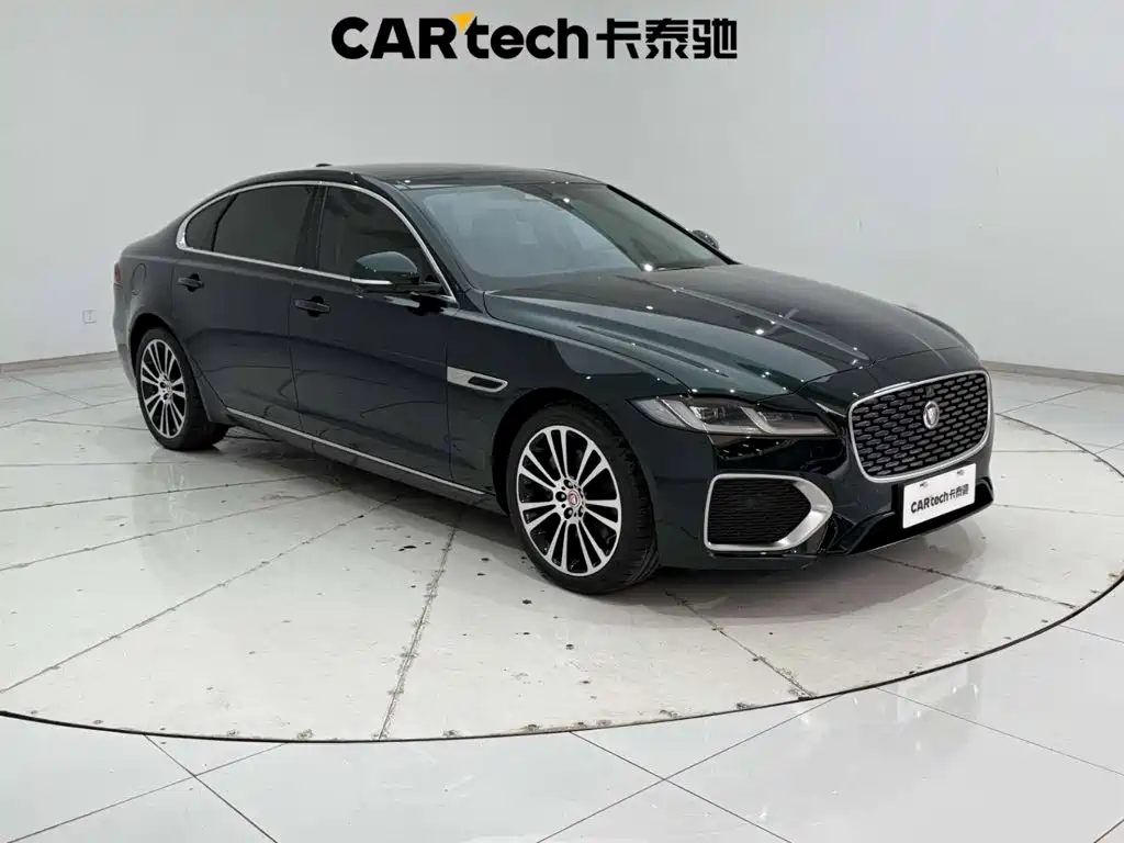 Jaguar XFL 2025 2.0T P250 2WD Premium Luxury Edition