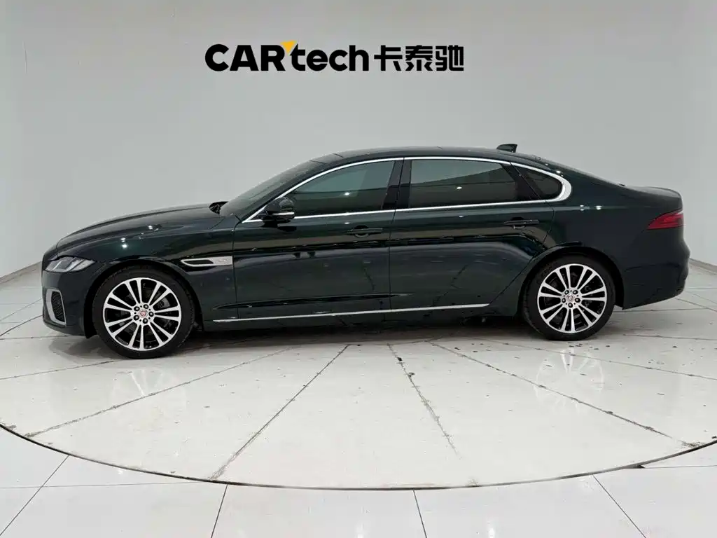 Jaguar XFL 2025 2.0T P250 2WD Premium Luxury Edition