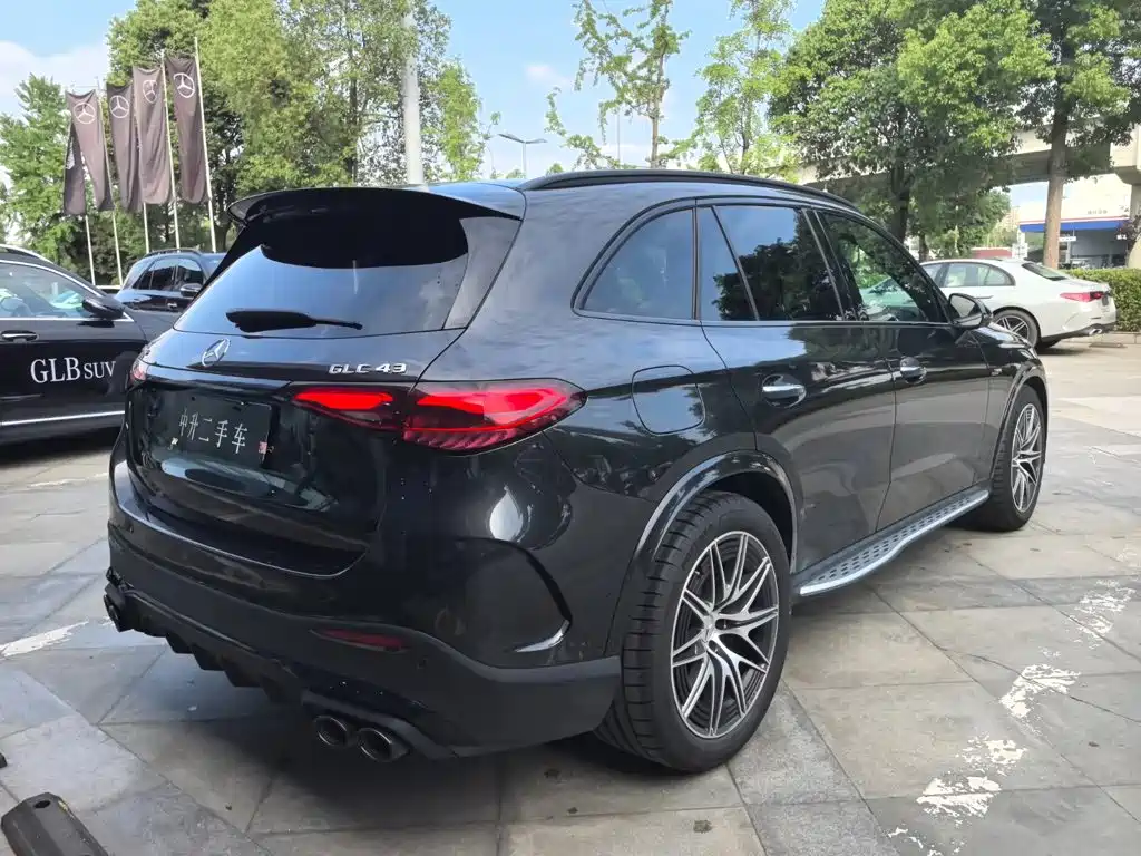 Mercedes-AMG GLC 43 4MATIC 2025