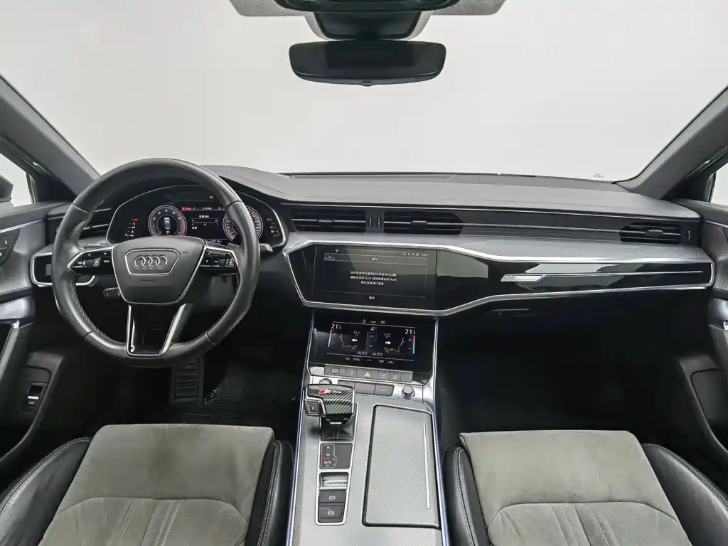 Audi A6L 2022 40 TFSI Luxury Dynamic Edition