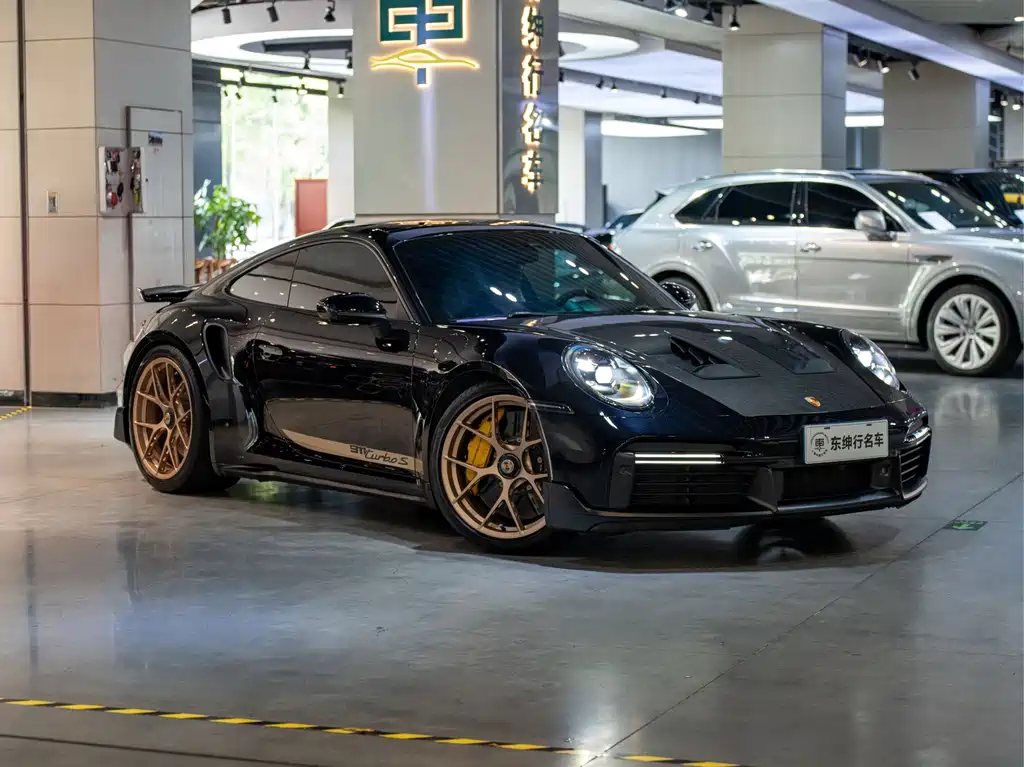 Porsche 911 Turbo S 3.7T 2022