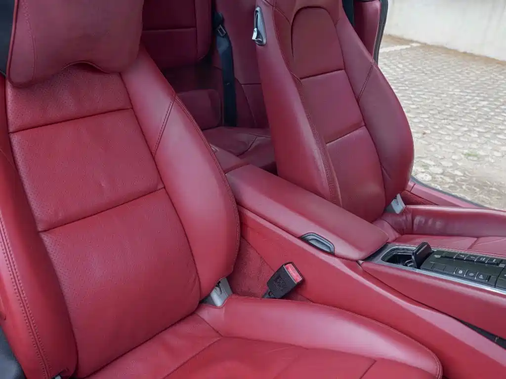 Porsche 911 Carrera 3.4L 2012 Model