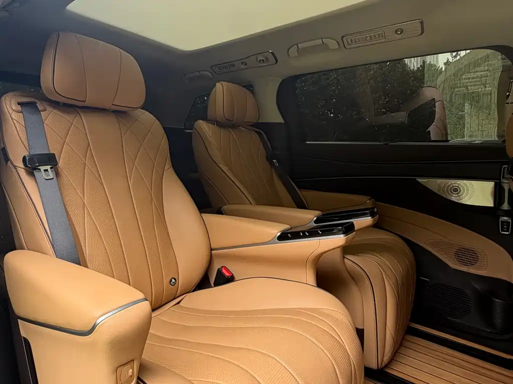 Tengri D9 2024 Model DM-i 980 All-wheel Drive Prestige Edition