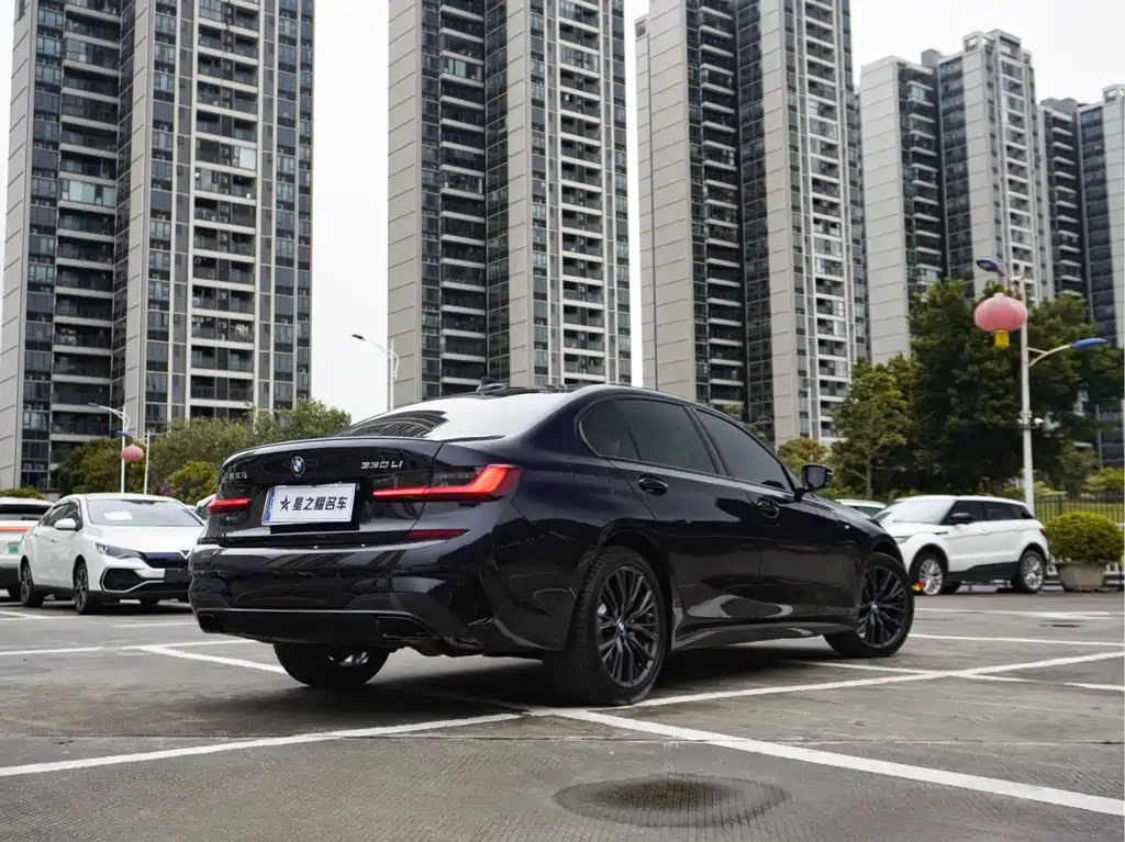BMW 3 Series 2022 330Li xDrive M Sport Nightshade Package