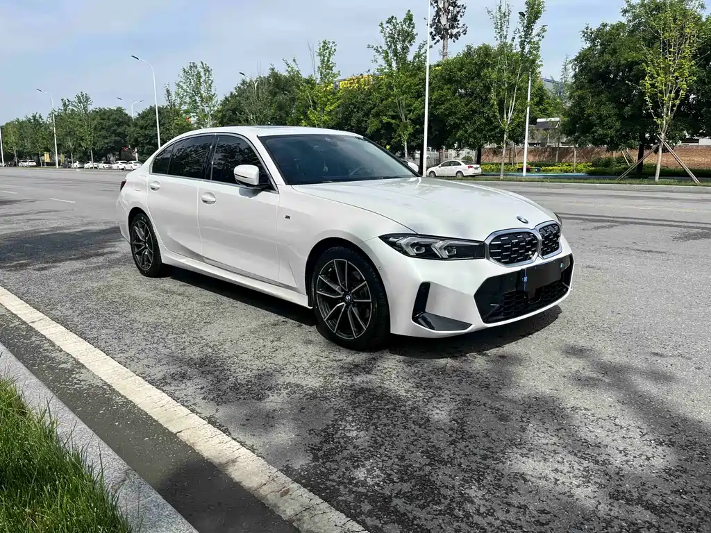 BMW 3 Series 2025 325Li M Sport Package
