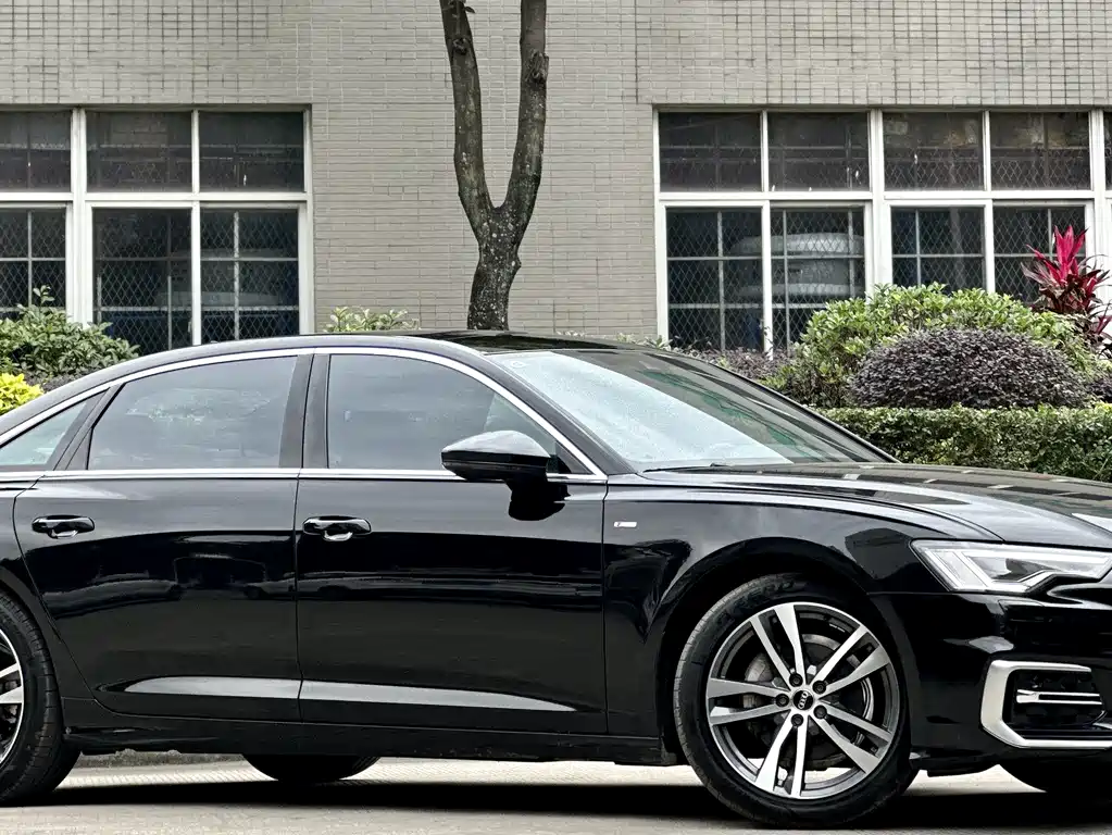 Audi A6L 2024 40 TFSI Luxury Dynamic Edition