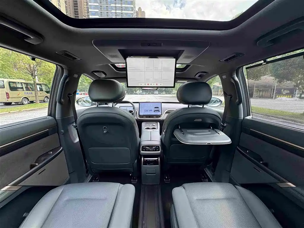 eπ008 2024 6-seat range-extended version