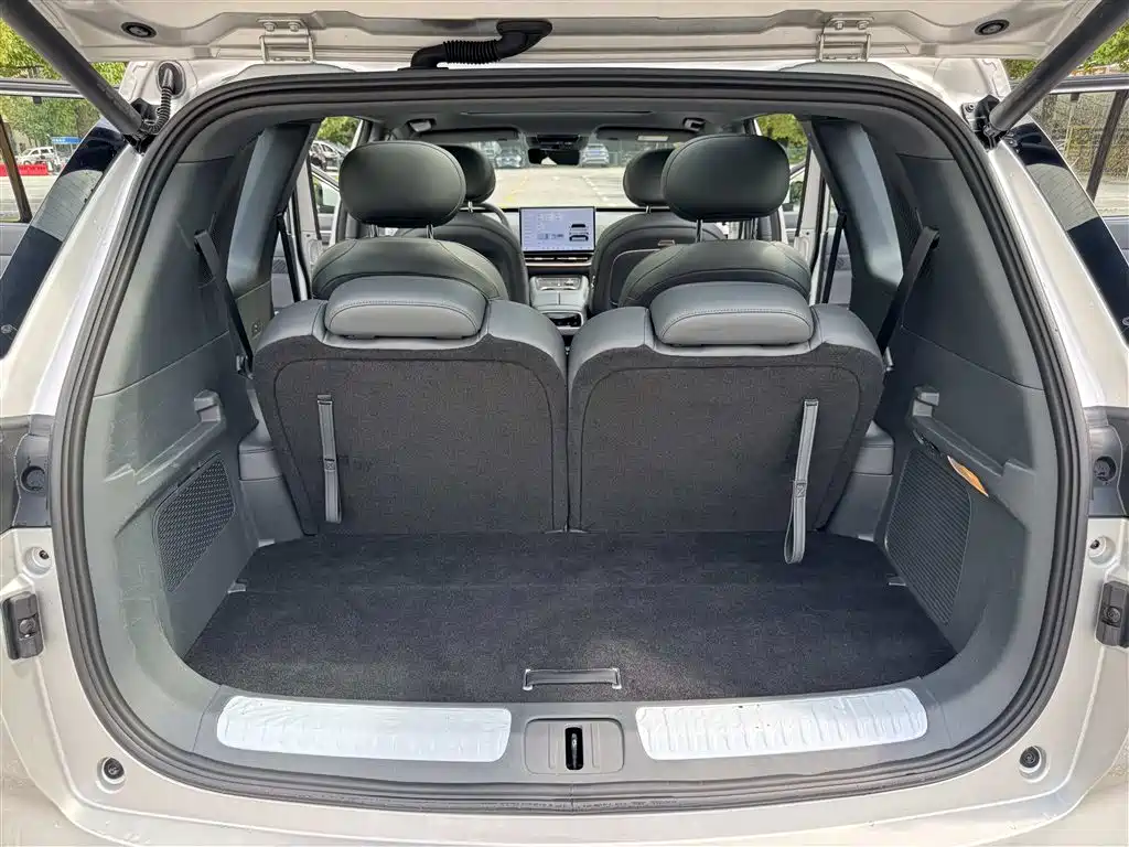 eπ008 2024 6-seat range-extended version