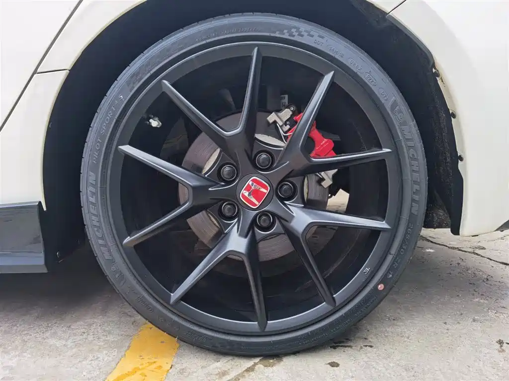 Type R 2023 Import