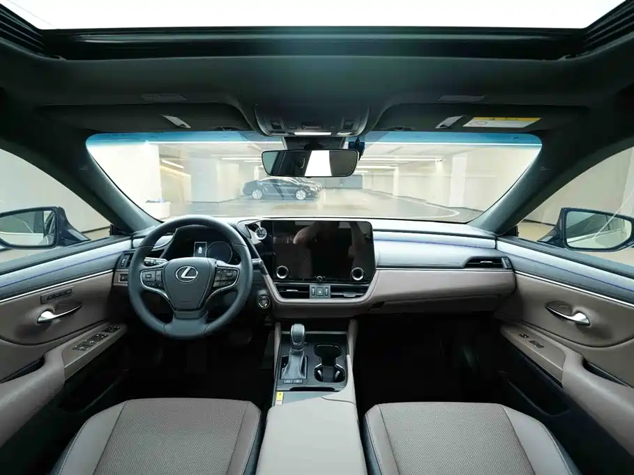 Lexus ES 2025 200 Prestige Edition
