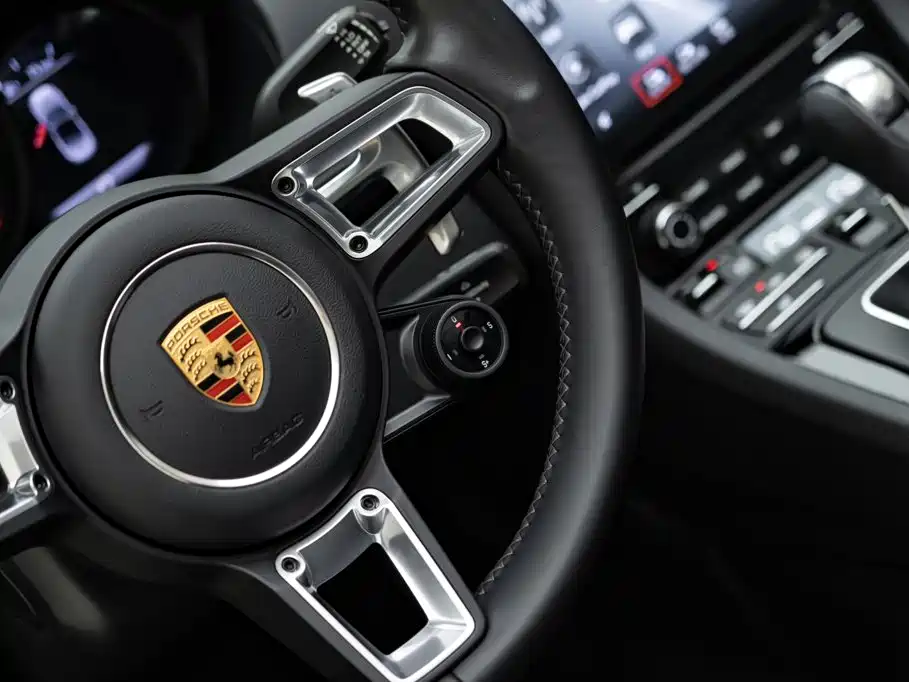 Porsche 718 Boxster T 2.0T 2019
