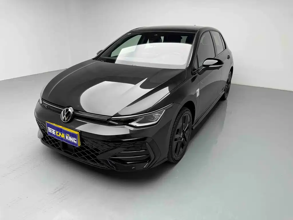 2025 Golf R-Line 300TSI