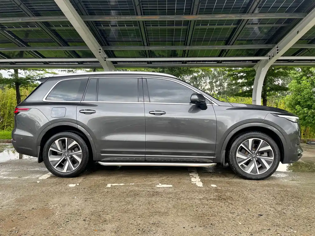 Lemon ONE 2021 Model, Extended Range 6-Seat Edition