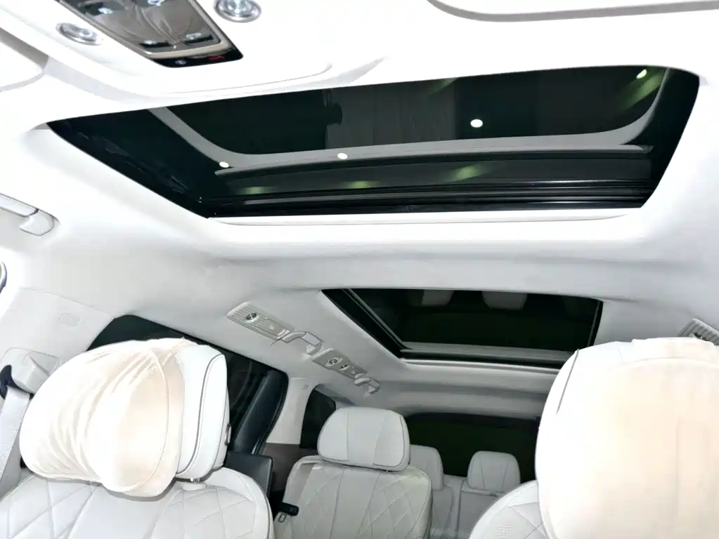 Tengri D9 2022 DM-i 970 All-Wheel Drive Prestige Edition